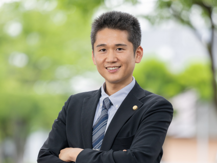 井上弁護士